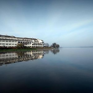 Up Pateira Hotel
